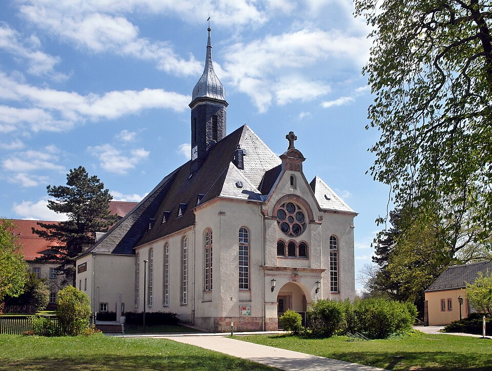 Fenster-Fachbetriebe in Limbach-Oberfrohna: Ev Stadtkirche – Foto: Jörg Blobelt Fenster-Fachbetriebe in Limbach-Oberfrohna: Ev Stadtkirche