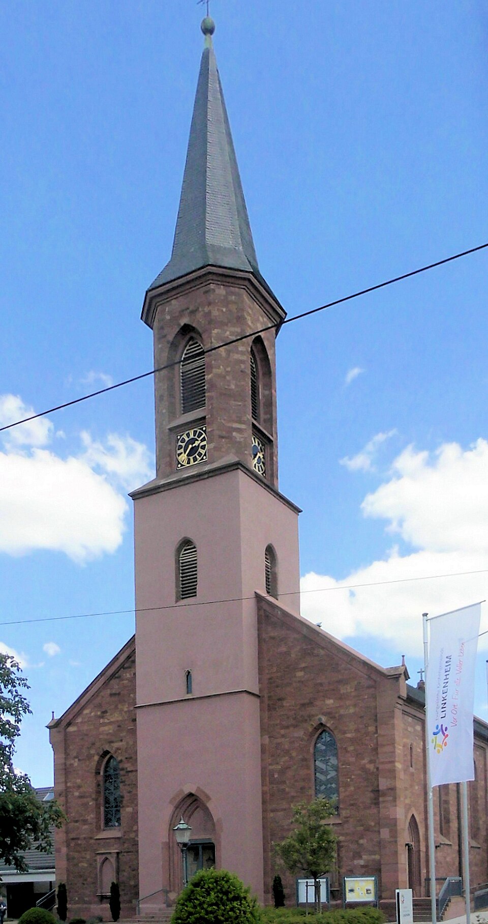 Fenster-Fachbetriebe in Linkenheim-Hochstetten: Evangelische Kirche