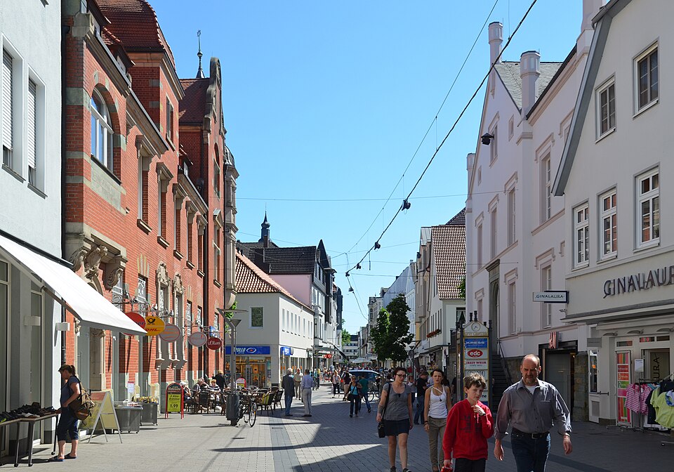 Fenster-Fachbetriebe in Lippstadt: Stadtansicht – Foto: Achim Raschka Fenster-Fachbetriebe in Lippstadt: Stadtansicht
