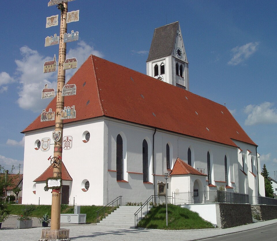 Fenster-Gurus in Markt Rettenbach – Kirche (Foto: Simon Brixel Wbrix) Kirche in Markt Rettenbach – Fenster-Gurus vermittelt Fachbetriebe in Markt Rettenbach