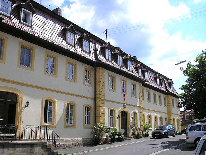 Fenster-Gurus in Maroldsweisach – Schloss (Foto: No machine-readable author provided. Dark Avenger~commonswiki assumed) Schloss in Maroldsweisach – Fenster-Gurus vermittelt Fachbetriebe in Maroldsweisach