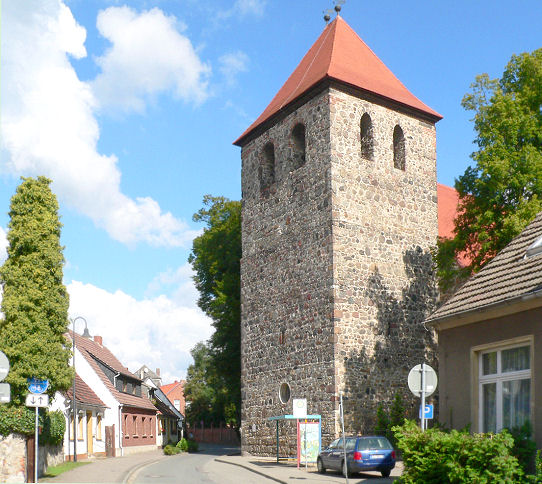 Fenster-Fachbetriebe in Möckern: Kirche – Foto: Axel Hindemith Fenster-Fachbetriebe in Möckern: Kirche
