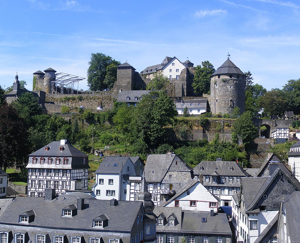Fenster-Fachbetriebe in Monschau: Burg