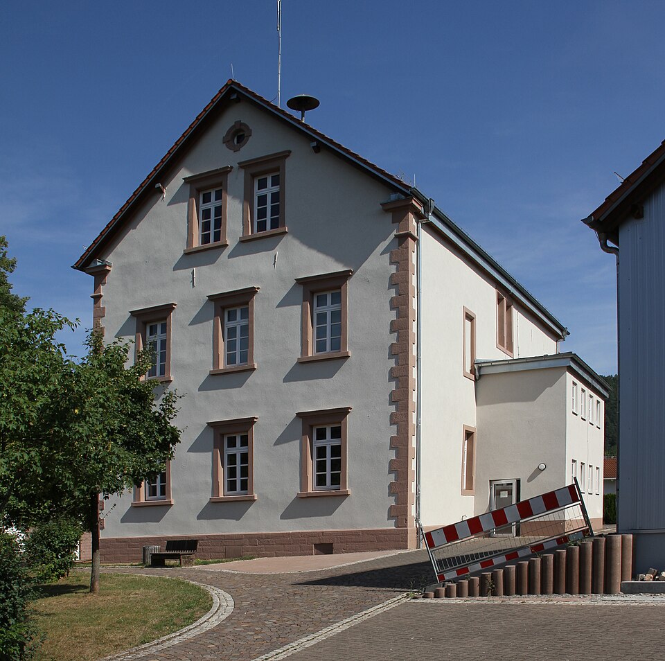 Schulstrasse in Münchweiler an der Rodalb – Fenster-Gurus vermittelt Fachbetriebe in Münchweiler an der Rodalb