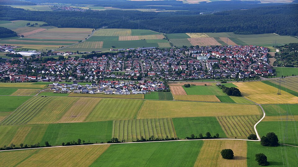Fenster-Fachbetriebe in Nattheim: Stadtansicht – Foto: Wolkenkratzer Fenster-Fachbetriebe in Nattheim: Stadtansicht