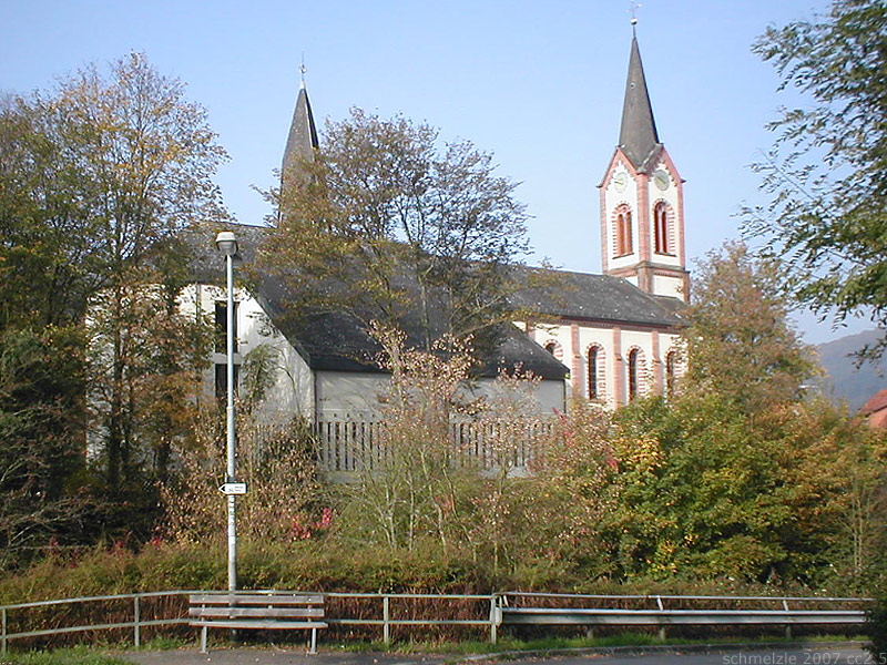 Fenster-Gurus in Neckargerach – Ansicht von Neckargerach (Foto: p.schmelzle) Fenster-Gurus in Neckargerach – Ansicht von Neckargerach