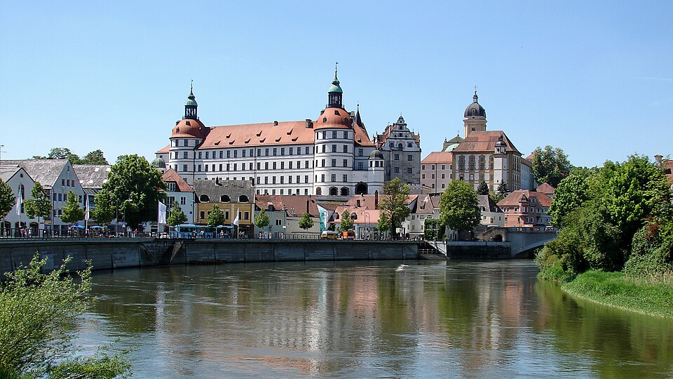 Fenster-Fachbetriebe in Neuburg an der Donau: Schloss