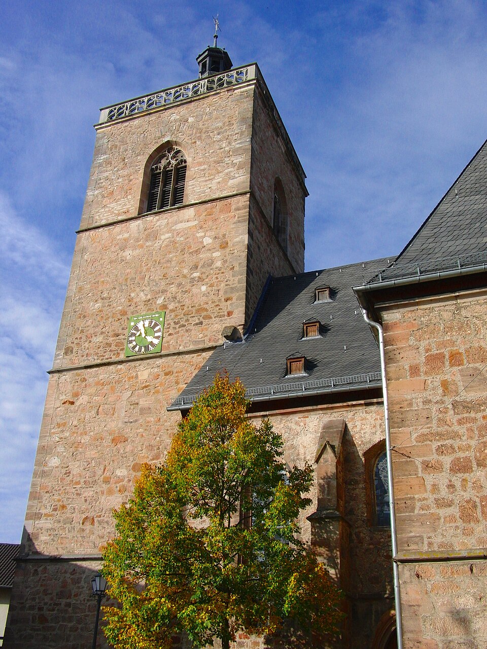 Fenster-Fachbetriebe in Neukirchen: Hessen Nikolaikirche