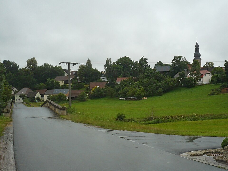 Fenster-Fachbetriebe in Neunkirchen am Main: Stadtansicht – Foto: Roehrensee Fenster-Fachbetriebe in Neunkirchen am Main: Stadtansicht