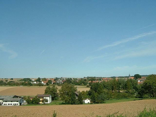 Fenster-Fachbetriebe in Nidderau: Stadtansicht – Foto: Peng 14:31, 10 September 2006 Fenster-Fachbetriebe in Nidderau: Stadtansicht