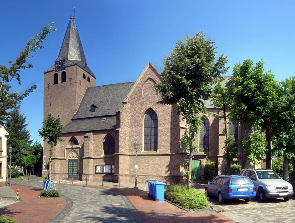 Fenster-Fachbetriebe in Niederkrüchten: Pano Kirche