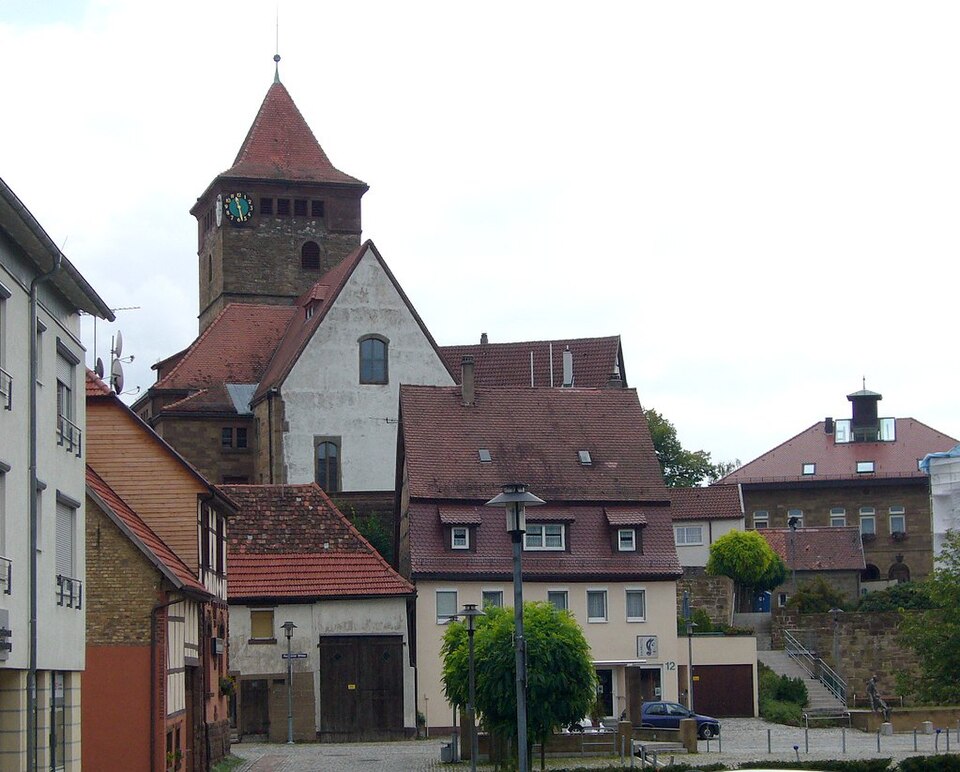 Fenster-Gurus in Ötisheim – Michaelskirche (Foto: Gunther Seibold) Michaelskirche in Ötisheim – Fenster-Gurus vermittelt Fachbetriebe in Ötisheim