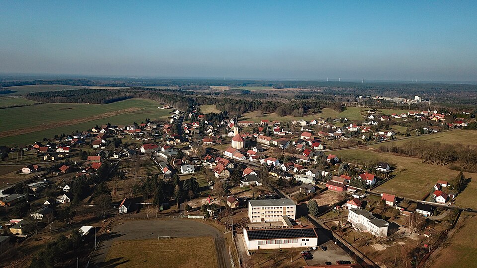 Fenster-Gurus in Oßling / Wóslink – Ansicht von Oßling / Wóslink