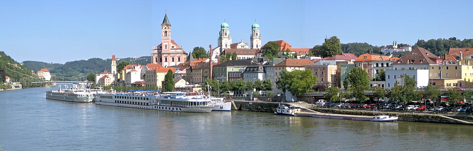 Fenster-Fachbetriebe in Passau: Altstadt Panorama – Foto: Aconcagua Fenster-Fachbetriebe in Passau: Altstadt Panorama