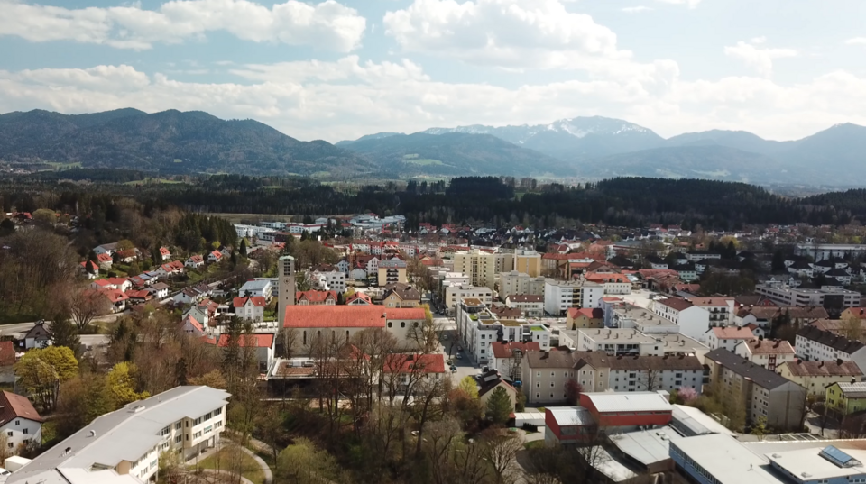 Fenster-Fachbetriebe in Penzberg: Stadtansicht – Foto: Dragemi Fenster-Fachbetriebe in Penzberg: Stadtansicht