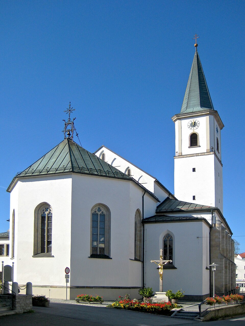 Kirche in Perlesreut – Fenster-Gurus vermittelt Fachbetriebe in Perlesreut