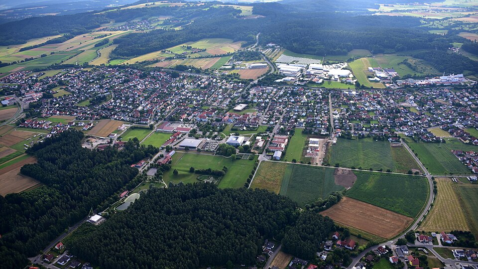 Fenster-Fachbetriebe in Postbauer-Heng: Stadtansicht – Foto: Wolkenkratzer Fenster-Fachbetriebe in Postbauer-Heng: Stadtansicht