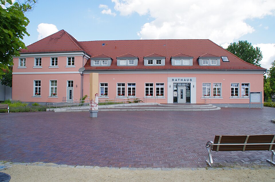 Fenster-Fachbetriebe in Premnitz: Rathaus – Foto: Clemensfranz Fenster-Fachbetriebe in Premnitz: Rathaus
