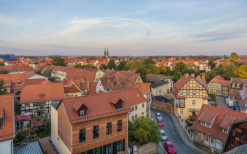 Fenster-Fachbetriebe in Quedlinburg: Lange Gasse from Schlossberg