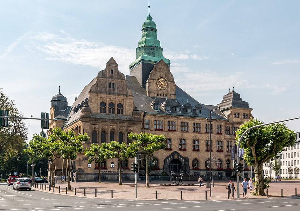 Fenster-Fachbetriebe in Recklinghausen: Rathaus – Foto: Dietmar Rabich Fenster-Fachbetriebe in Recklinghausen: Rathaus