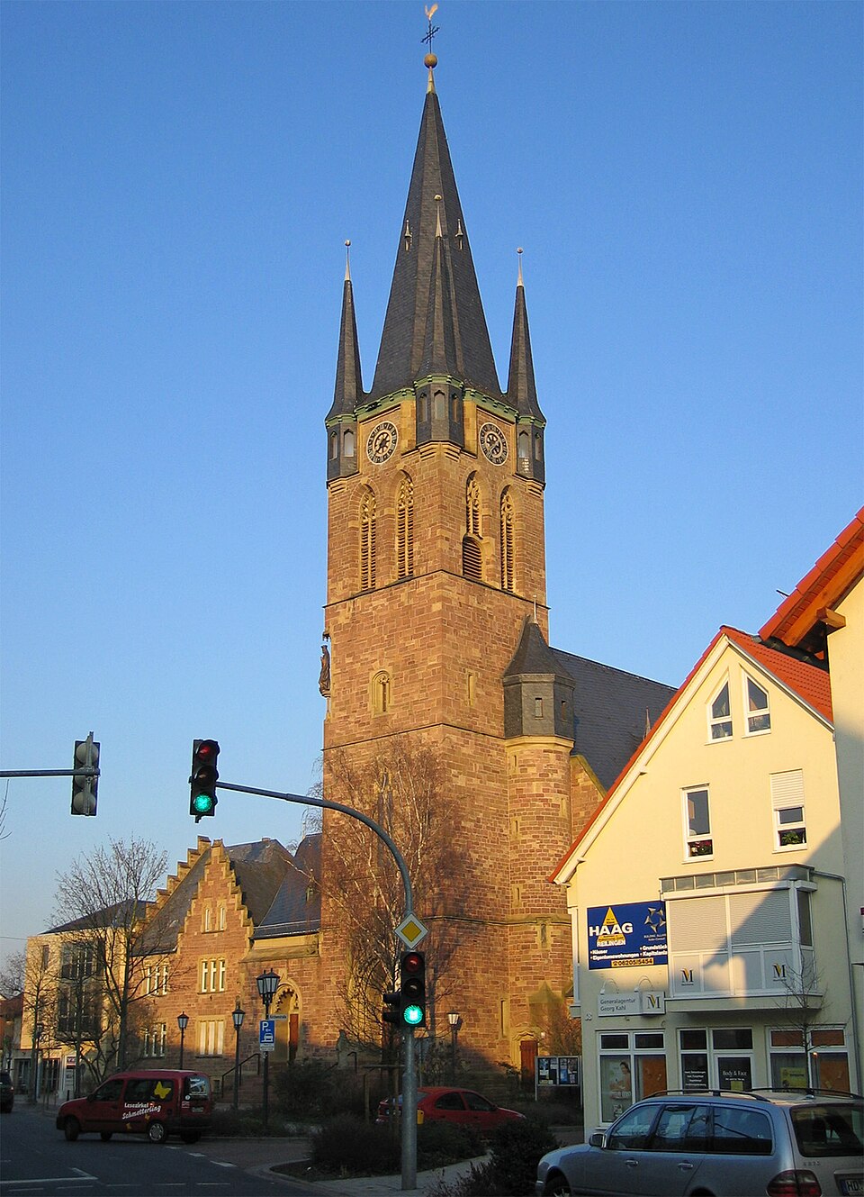 Fenster-Fachbetriebe in Reilingen: Katholische Kirche – Foto: Wikimedia-Autor Fenster-Fachbetriebe in Reilingen: Katholische Kirche