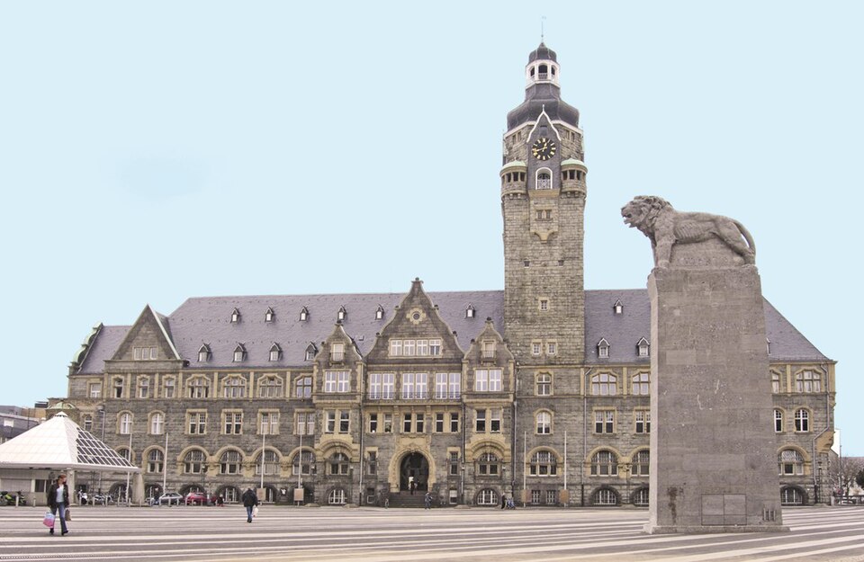 Fenster-Fachbetriebe in Remscheid: Rathaus