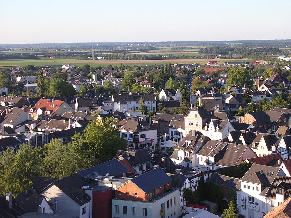 Fenster-Fachbetriebe in Rheinbach: Stadtansicht – Foto: Florian und Jürgen Losch Fenster-Fachbetriebe in Rheinbach: Stadtansicht