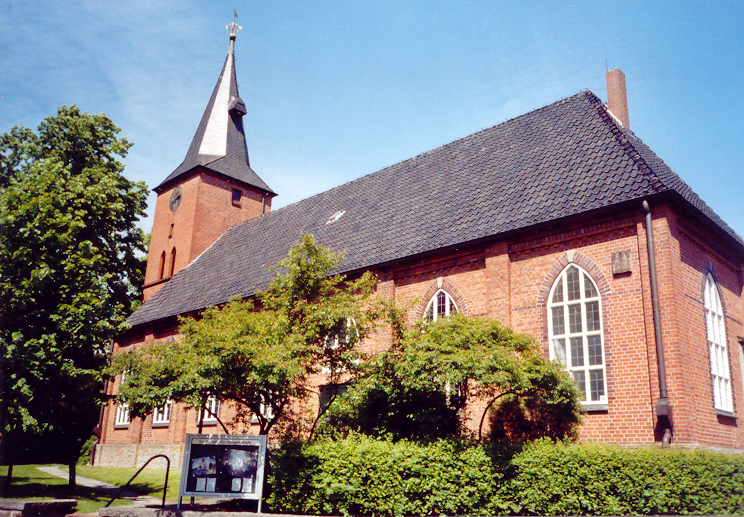 Fenster-Fachbetriebe in Ritterhude: Kirche Fenster-Fachbetriebe in Ritterhude: Kirche