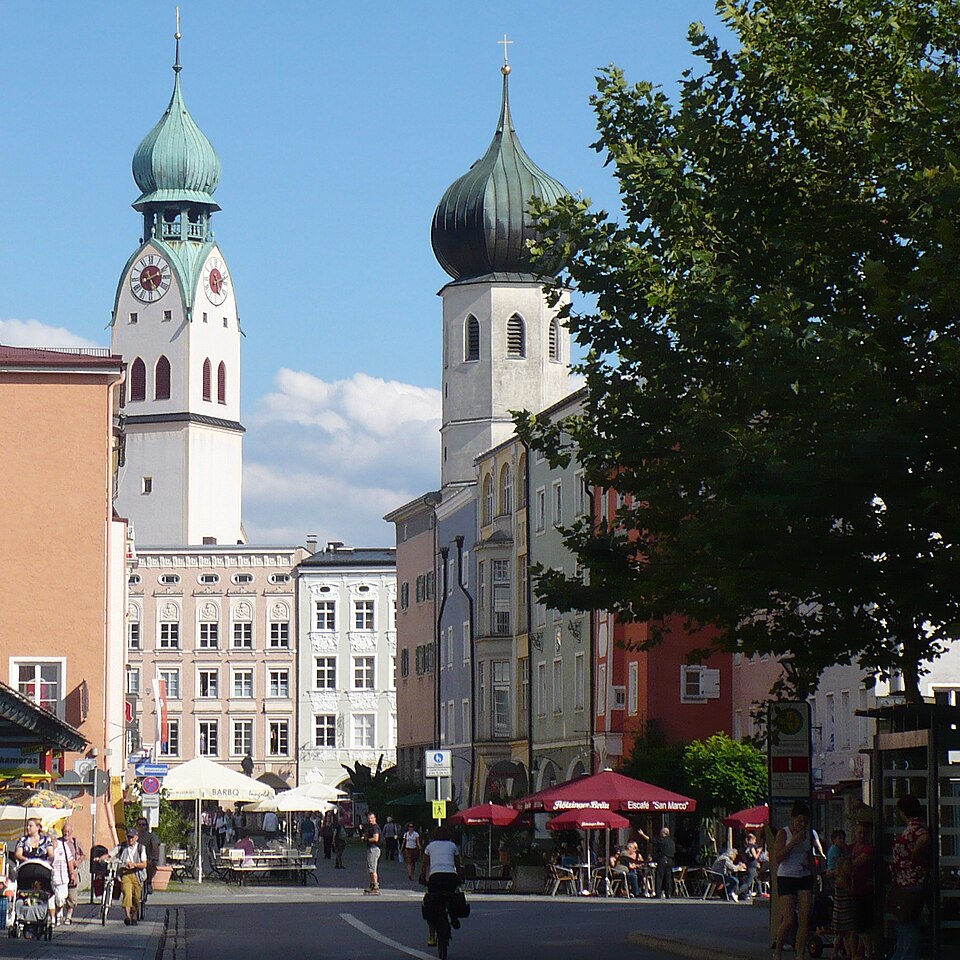 Fenster-Fachbetriebe in Rosenheim: Stadtansicht – Foto: G.Piezinger Fenster-Fachbetriebe in Rosenheim: Stadtansicht