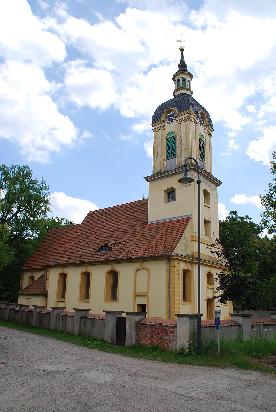 Fenster-Fachbetriebe in Schöneiche: Schlosskirche