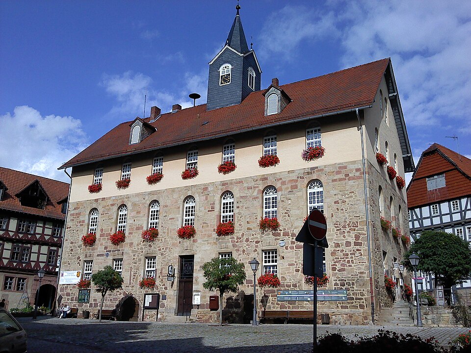 Fenster-Fachbetriebe in Spangenberg: Rathaus – Foto: Ingridchen Fenster-Fachbetriebe in Spangenberg: Rathaus