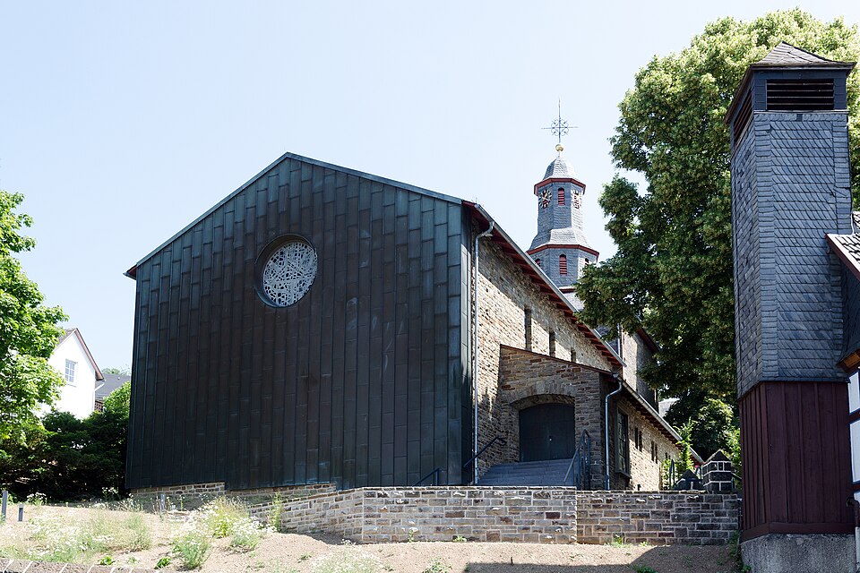 Fenster-Gurus in Steffenberg – Kirche (Foto: Hydro) Kirche in Steffenberg – Fenster-Gurus vermittelt Fachbetriebe in Steffenberg