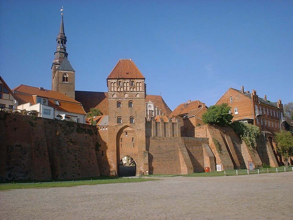 Fenster-Fachbetriebe in Tangermünde: Stadtansicht