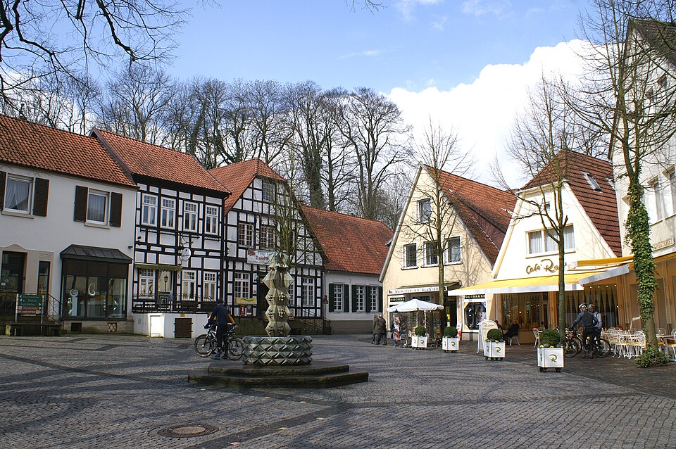 Fenster-Fachbetriebe in Tecklenburg: Marktplatz – Foto: Dr. Eugen Lehle Fenster-Fachbetriebe in Tecklenburg: Marktplatz