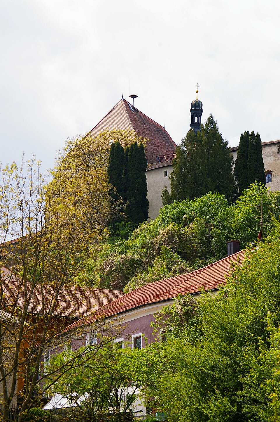 Fenster-Fachbetriebe in Tittmoning: Burg – Foto: Werner100359 Fenster-Fachbetriebe in Tittmoning: Burg