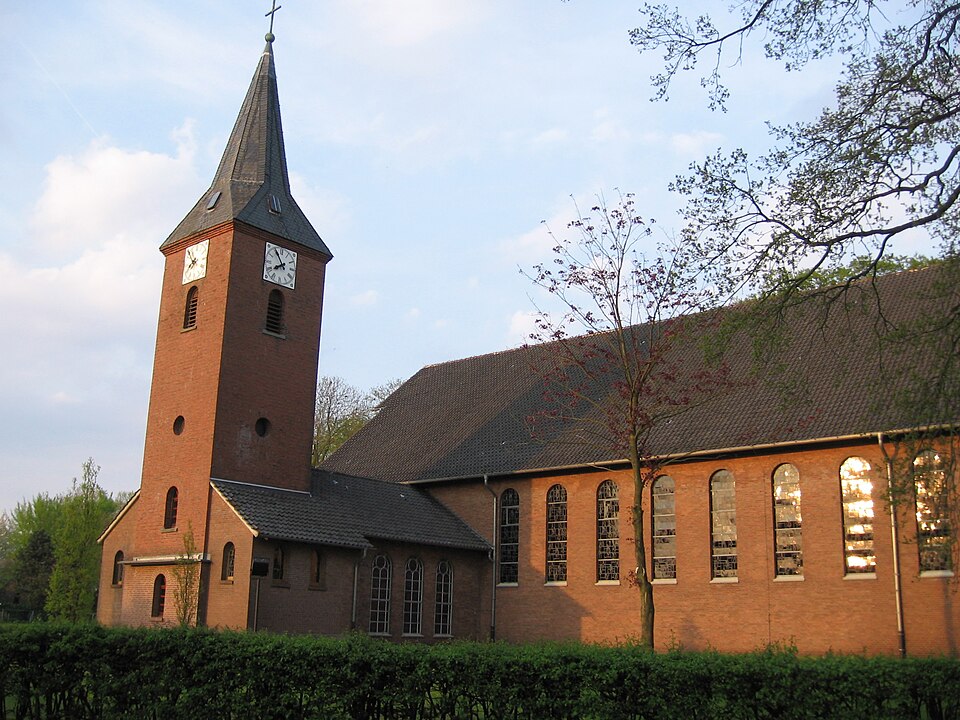 Fenster-Fachbetriebe in Twist: Kirche – Foto: Michael Wilken Fenster-Fachbetriebe in Twist: Kirche