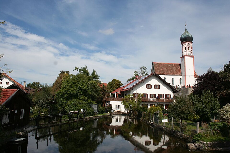 Fenster-Gurus in Uffing a. Staffelsee – Ansicht von Uffing a. Staffelsee (Foto: Dave.Dunford) Fenster-Gurus in Uffing a. Staffelsee – Ansicht von Uffing a. Staffelsee