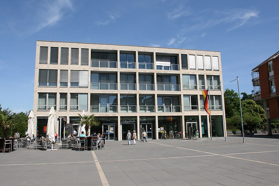 Fenster-Fachbetriebe in Viersen: Rathausmarkt, Stadthaus – Foto: Frank Vincentz Fenster-Fachbetriebe in Viersen: Rathausmarkt, Stadthaus