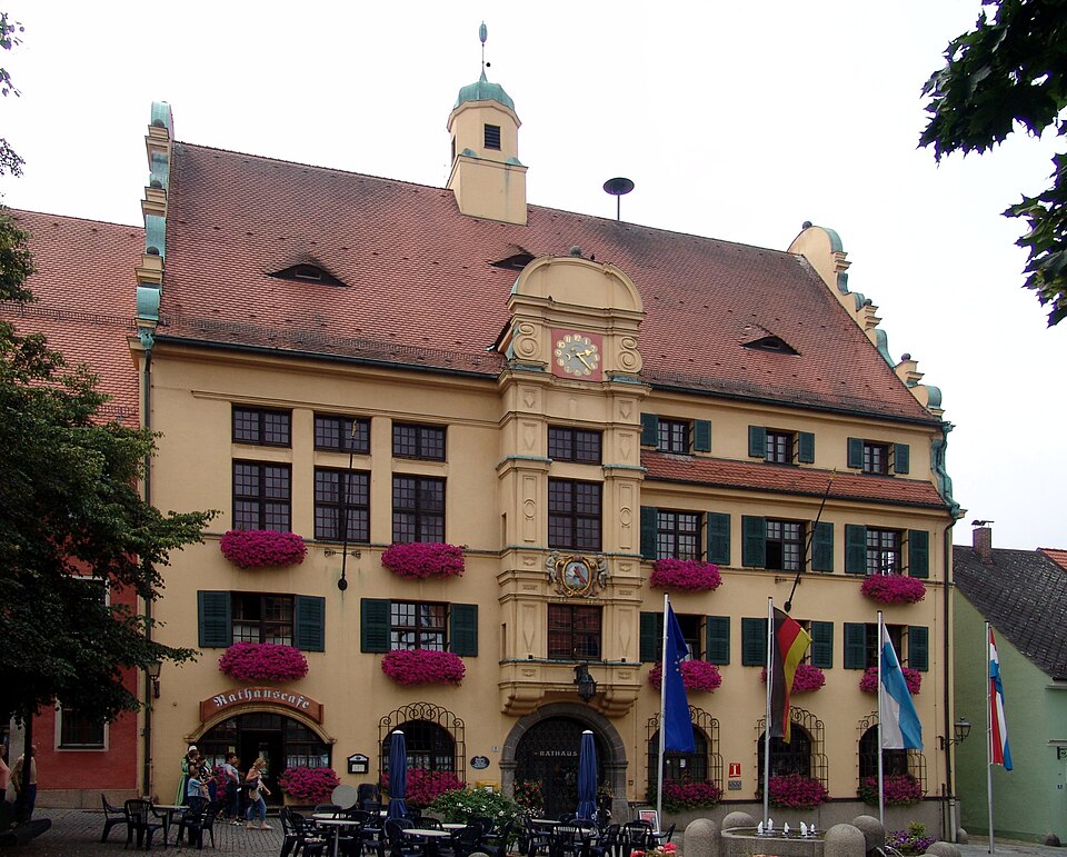 Fenster-Fachbetriebe in Vohenstrauß: Rathaus