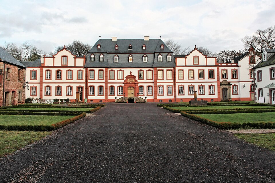Fenster-Fachbetriebe in Wadern: Schloss – Foto: Pelz Fenster-Fachbetriebe in Wadern: Schloss