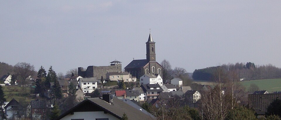 Fenster-Fachbetriebe in Waldbrunn: Stadtansicht – Foto: Fjst at de.wikipedia Fenster-Fachbetriebe in Waldbrunn: Stadtansicht