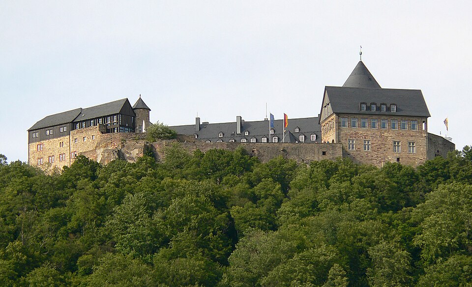 Fenster-Fachbetriebe in Waldeck: Schloss – Foto: Axel Hindemith Fenster-Fachbetriebe in Waldeck: Schloss