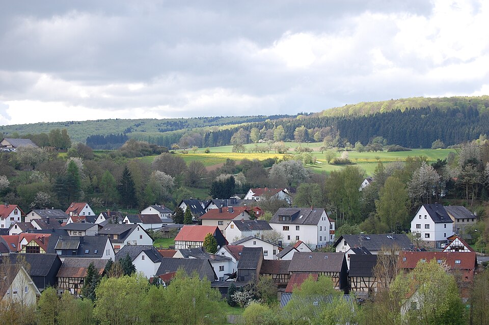 Fenster-Gurus in Waldsolms – Ansicht von Waldsolms (Foto: Karl Udo Gerth) Fenster-Gurus in Waldsolms – Ansicht von Waldsolms
