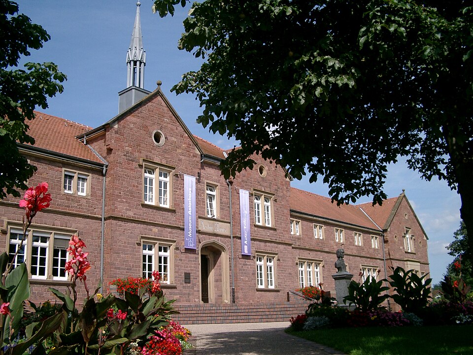 Fenster-Fachbetriebe in Walldorf: Astorhaus