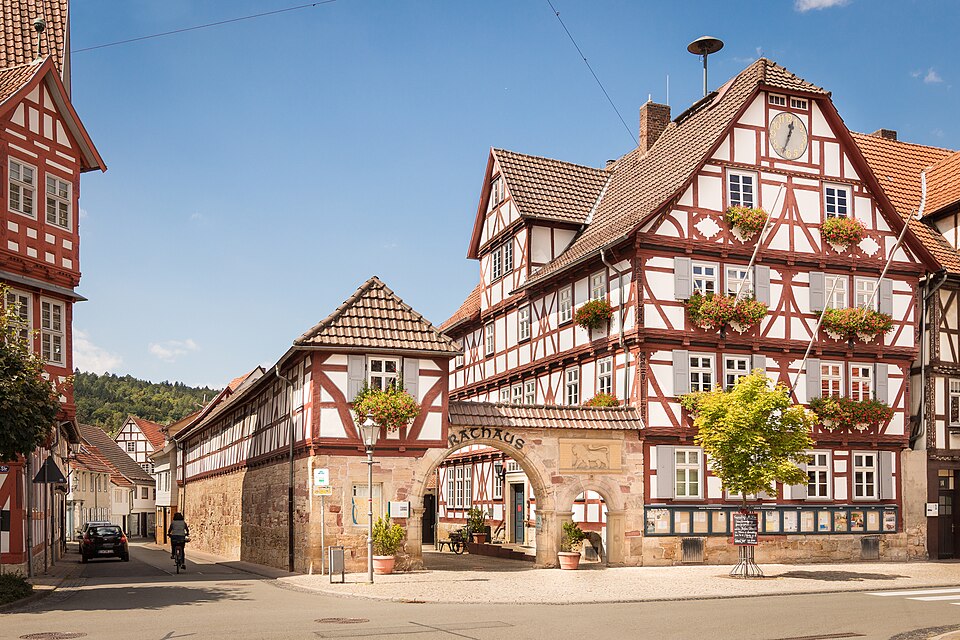 Rathaus in Wanfried – Fenster-Gurus vermittelt Fachbetriebe in Wanfried