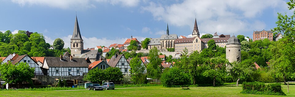 Fenster-Fachbetriebe in Warburg: Stadtansicht – Foto: Tuxyso Fenster-Fachbetriebe in Warburg: Stadtansicht
