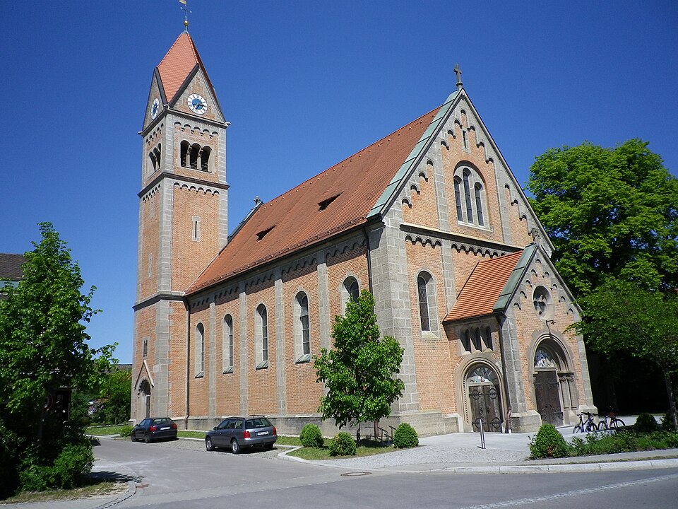 Fenster-Gurus in Weichering – Kirche (Foto: Christian-wittmann-1964) Kirche in Weichering – Fenster-Gurus vermittelt Fachbetriebe in Weichering