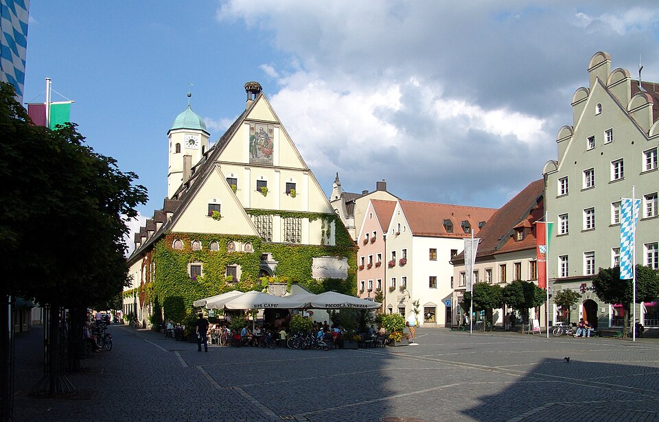 Fenster-Fachbetriebe in Weiden in der Oberpfalz: Altes Rathaus