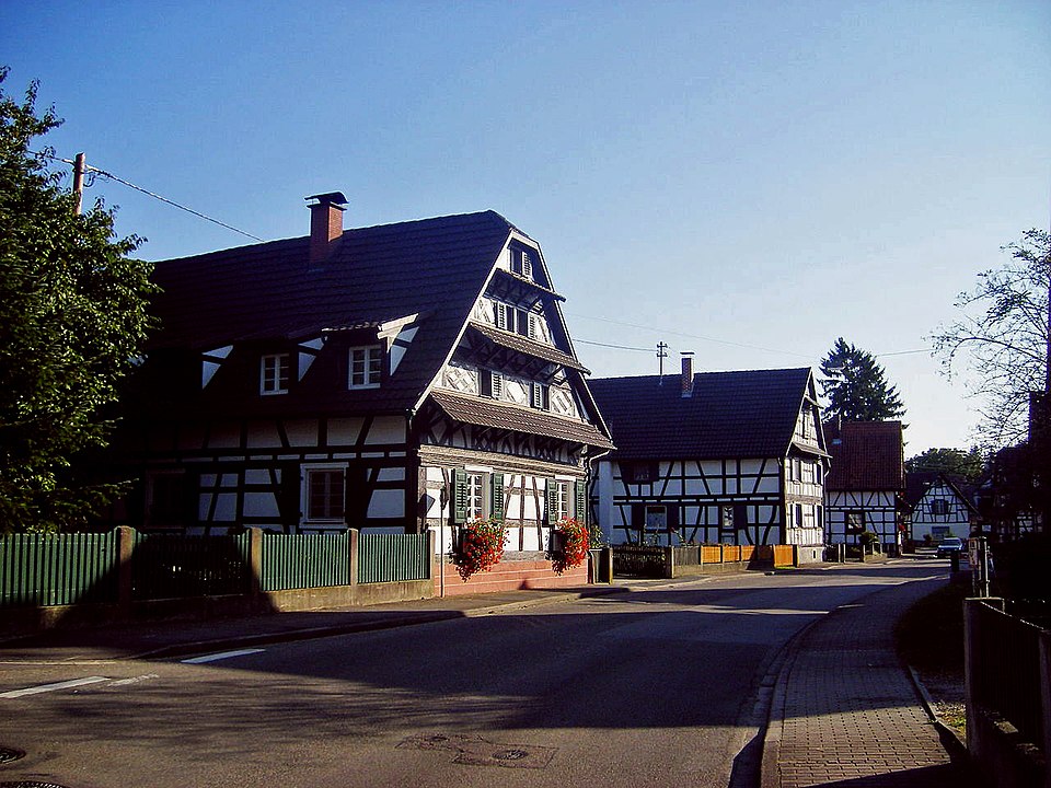 Fenster-Fachbetriebe in Willstätt: Stadtansicht – Foto: Szeder László Fenster-Fachbetriebe in Willstätt: Stadtansicht