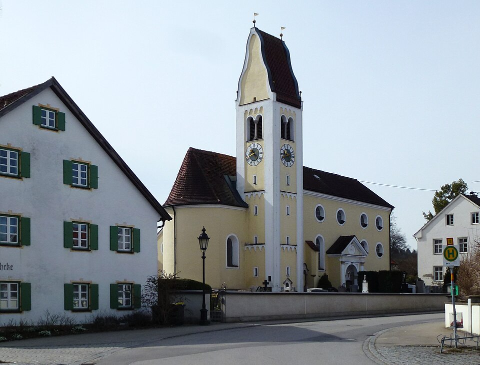Fenster-Gurus in Windach – Kirche (Foto: K.Baas) Kirche in Windach – Fenster-Gurus vermittelt Fachbetriebe in Windach